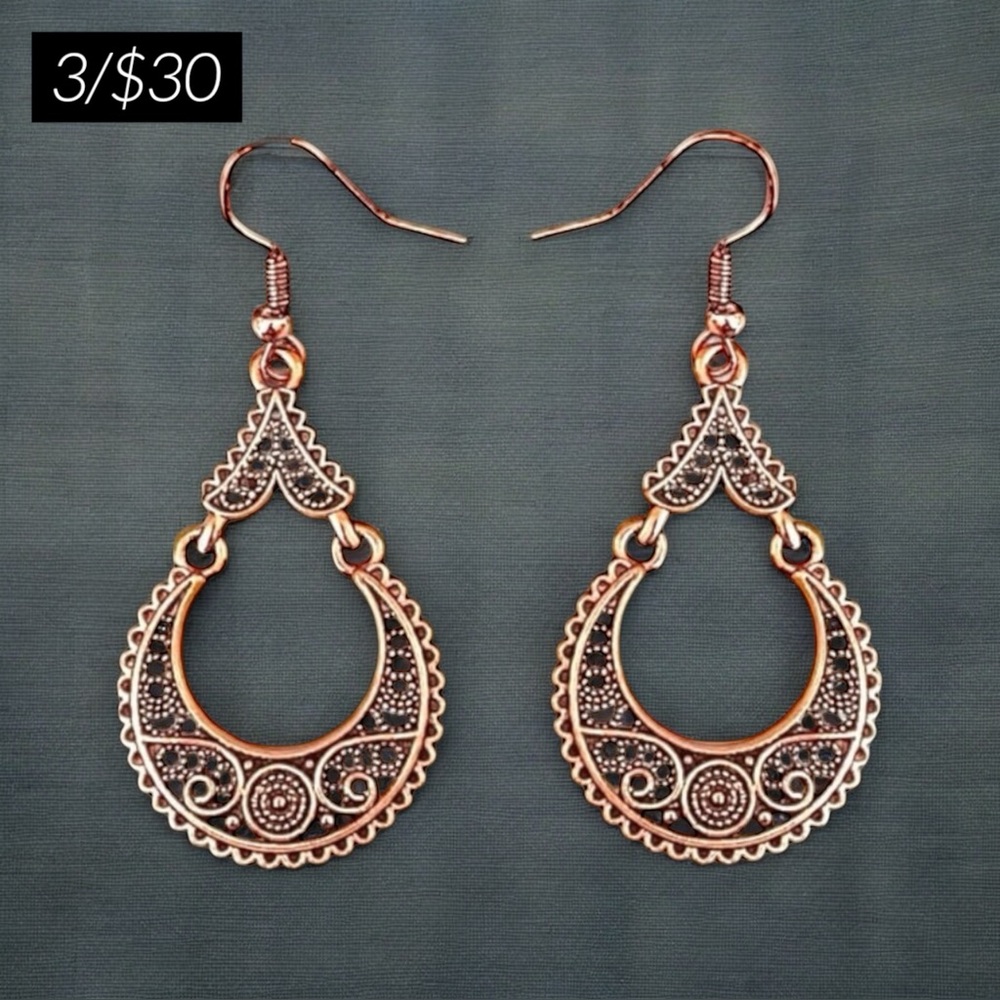 ✨3/$30✨ 🆕Rose Gold Plated Bohemian Style Earrings